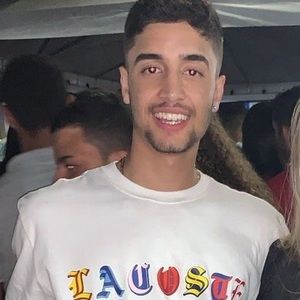 Meet your Posher, Augusto